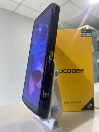 Doogee S110