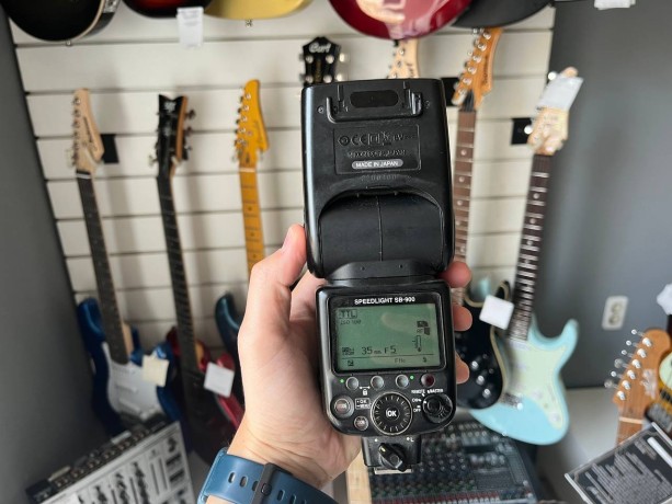 Nikon Speedlight Sb-900