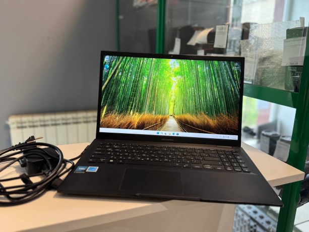 Asus Expertbook B1502cg