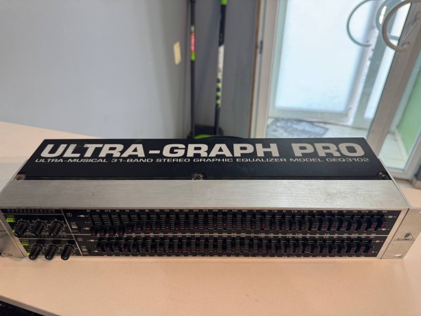 Behringer Ultragraph Pro Geq3102