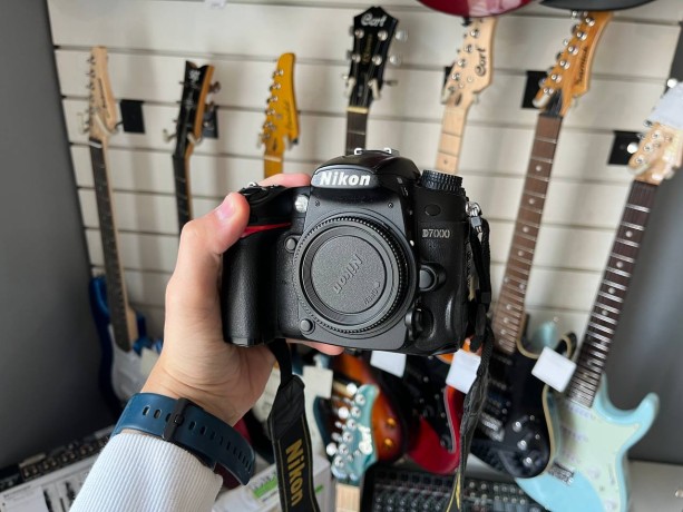 Nikon D7000
