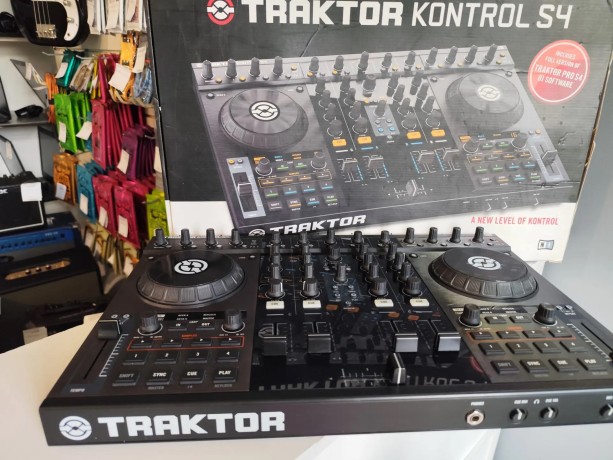Native Instruments Traktor S4 Mk1